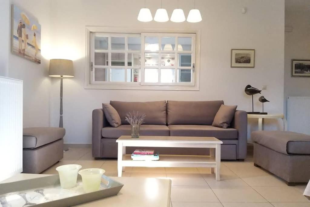 New, Modern, Bright And Independent Apartment 83 M2, With Garden, 5Min To The Beach And The City Center Каламата Экстерьер фото