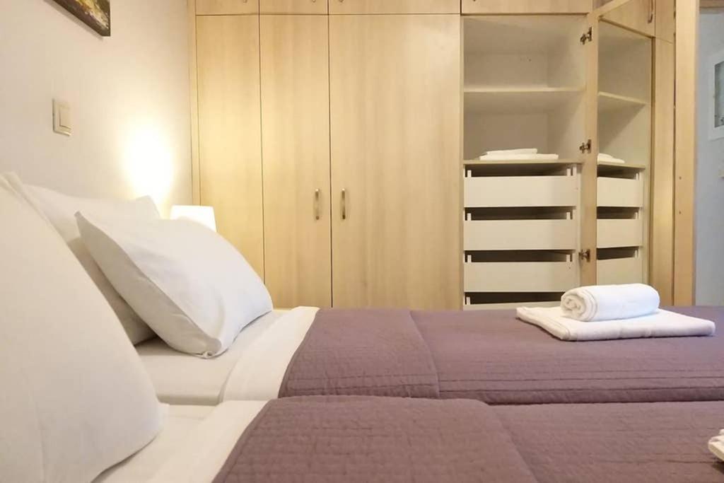 New, Modern, Bright And Independent Apartment 83 M2, With Garden, 5Min To The Beach And The City Center Каламата Экстерьер фото