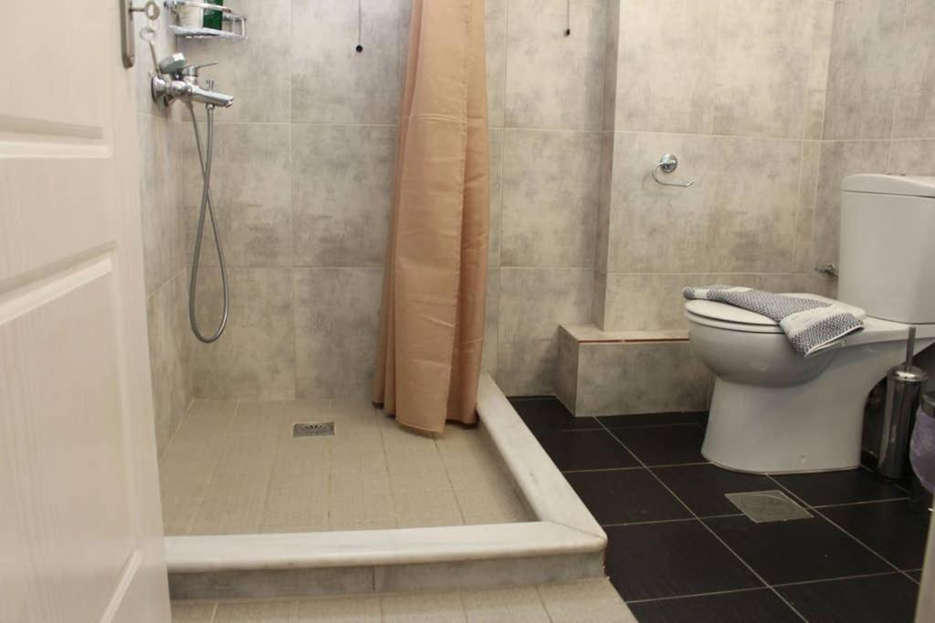 New, Modern, Bright And Independent Apartment 83 M2, With Garden, 5Min To The Beach And The City Center Каламата Экстерьер фото